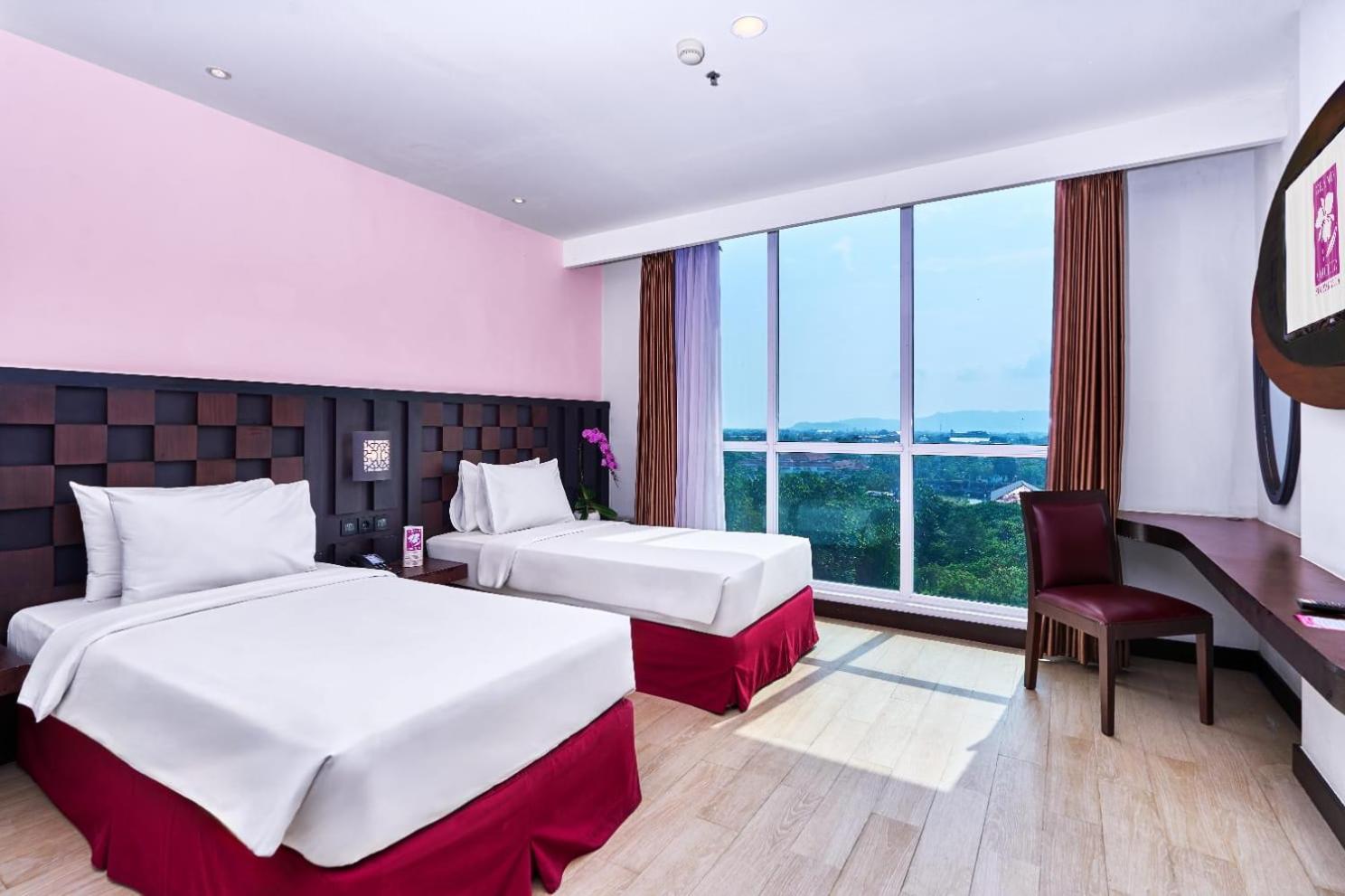 Grand Orchid Hotel Yogyakarta Maguwo Eksteriør bilde
