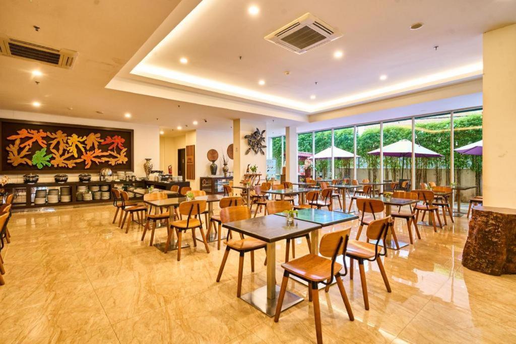 Grand Orchid Hotel Yogyakarta Maguwo Eksteriør bilde