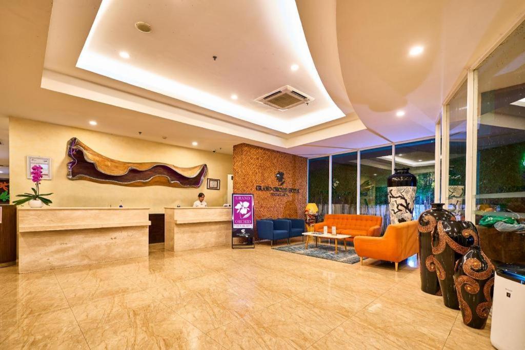 Grand Orchid Hotel Yogyakarta Maguwo Eksteriør bilde