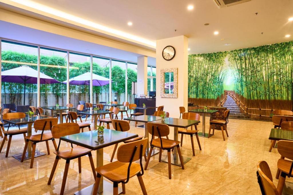 Grand Orchid Hotel Yogyakarta Maguwo Eksteriør bilde