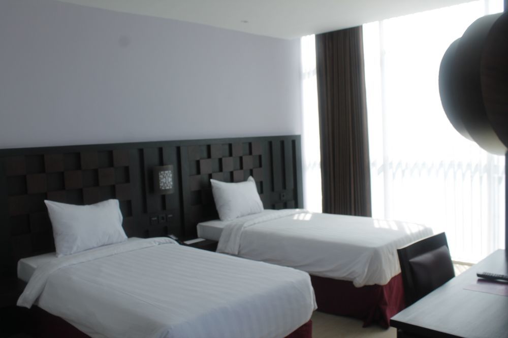 Grand Orchid Hotel Yogyakarta Maguwo Eksteriør bilde