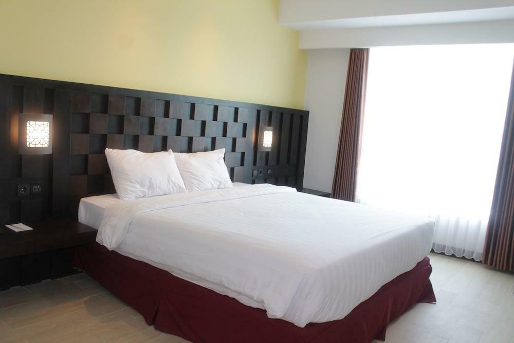 Grand Orchid Hotel Yogyakarta Maguwo Eksteriør bilde